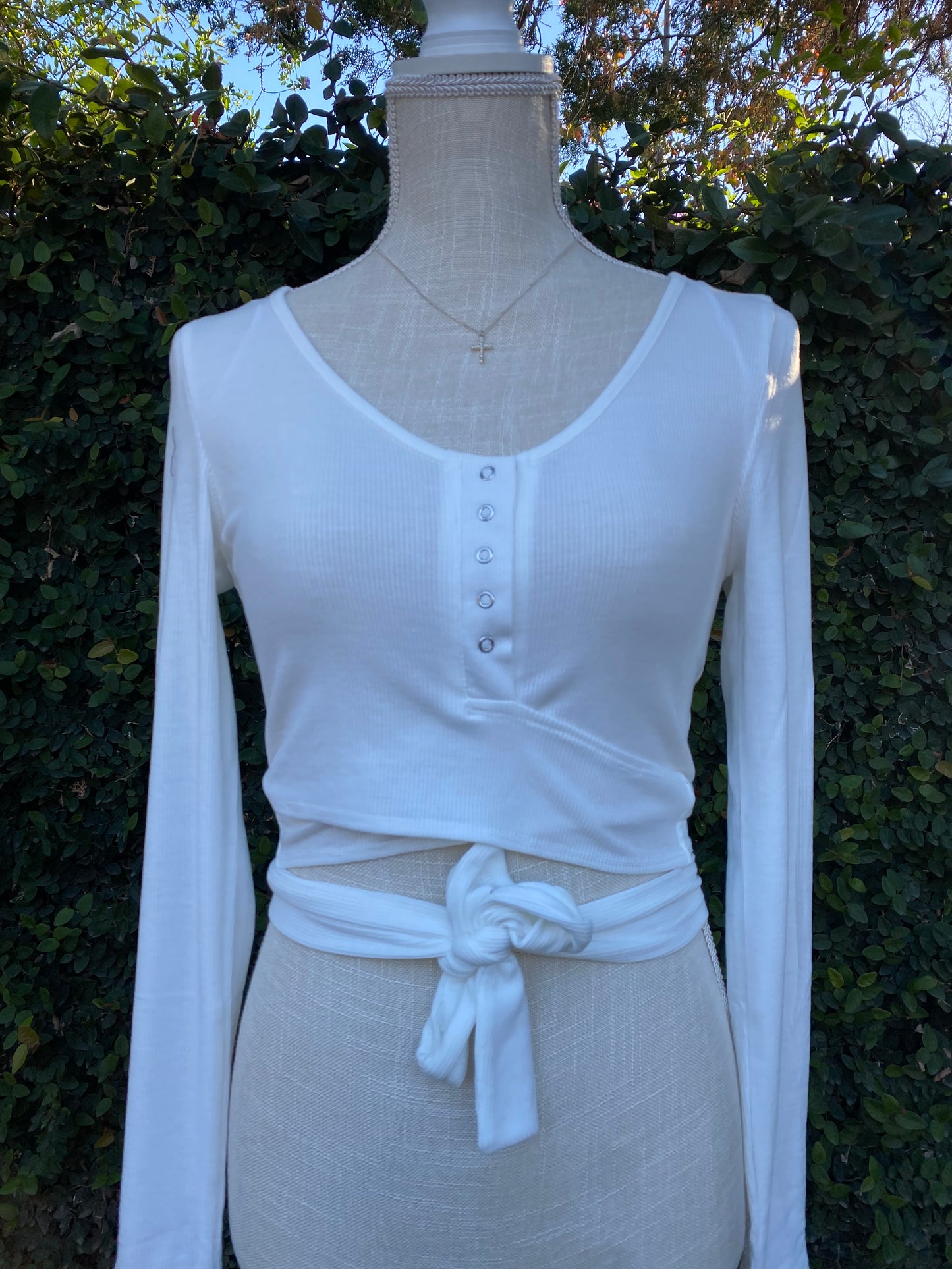 Olivia Wrap Around (white)